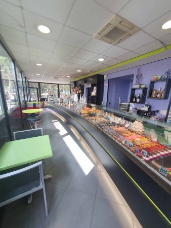 Agrandir la photo Boulangerie à vendre - 300.0 m2 - 66 - Pyrenees-Orientales