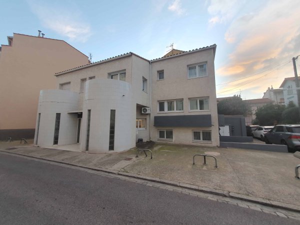 Bureaux - Pyrenees Orientales
